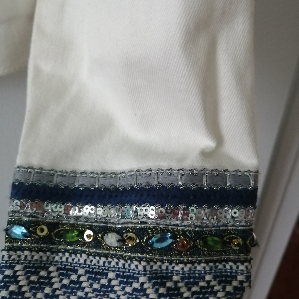 ESQUALO Jean Jacket with Sparkling Accents - Picture 5 of 10